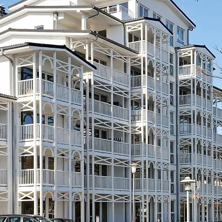 Two-bedroom In 18 Apartment