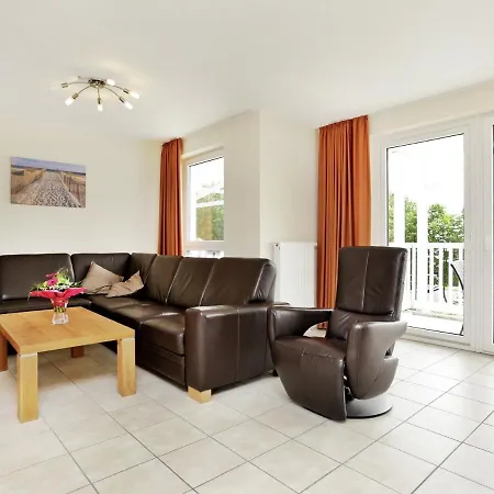Two-bedroom In 18 *